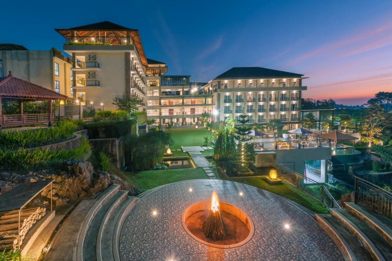 Nava Hotel Tawangmangu Ngoại thất bức ảnh